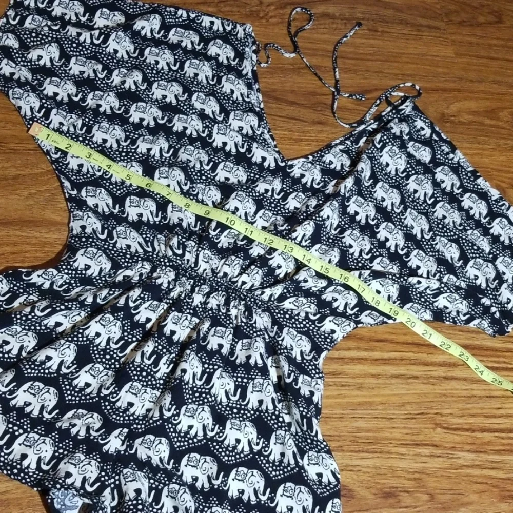 FOREVER 21 | Elephant Print V-Neck Breezy Romper Boho Festival Vacation | S‎